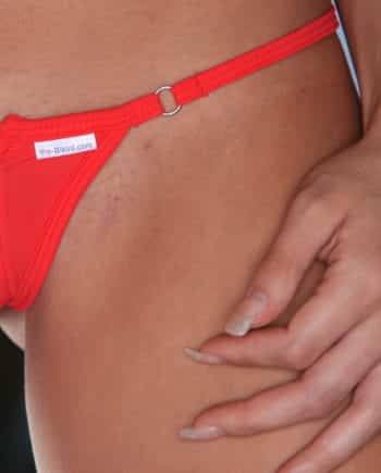 micro-thongs-mini-zipper-red-1