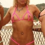 most-extreme-3-strnig-peekaboo-naomi-malone-hot-pink