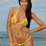 most-extreme-peekaboo-3-string-paula-shy-1